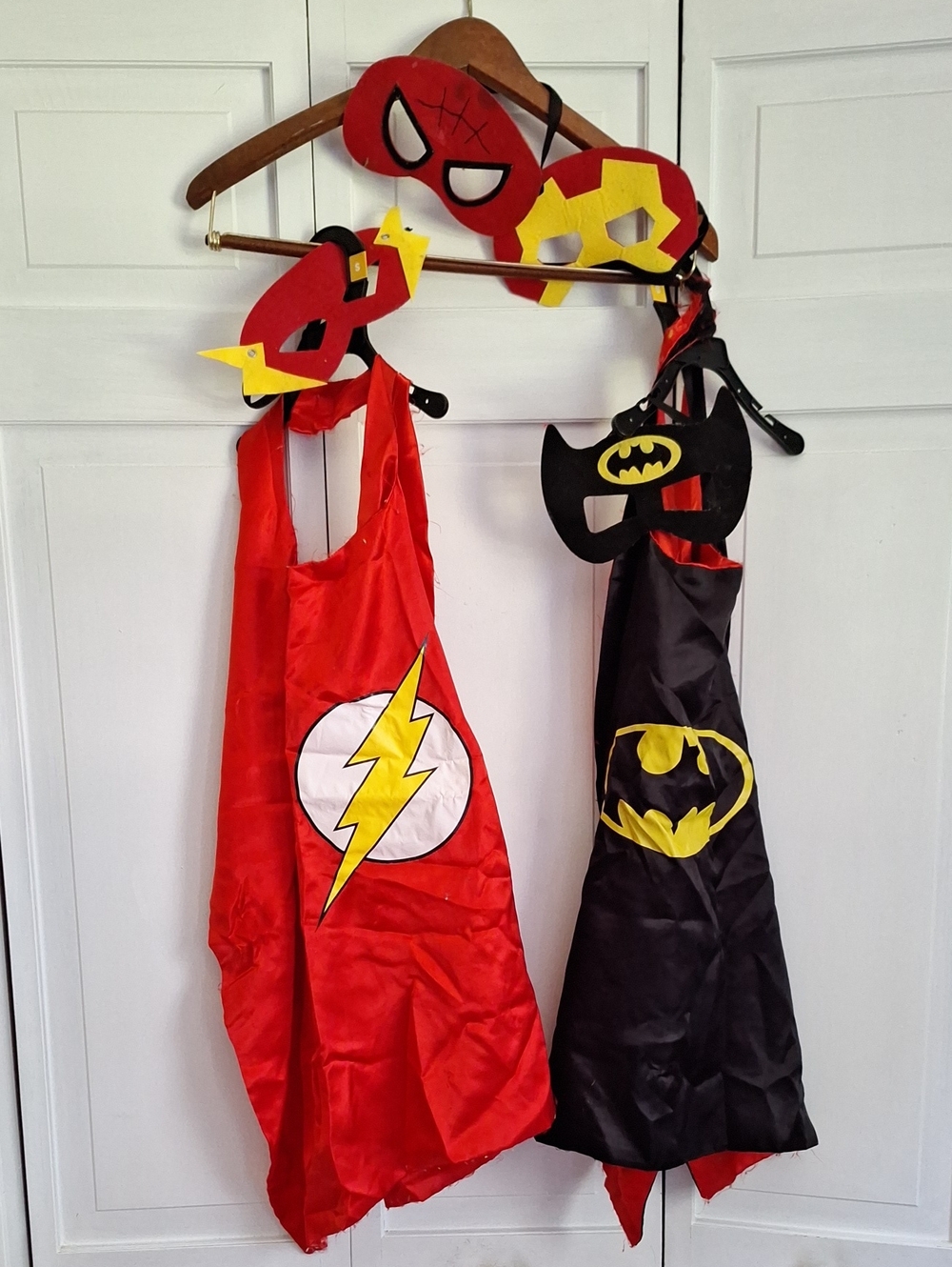 The Flash & Batman Spider, And Ironman Kids Superhero Costume Capes and Masks